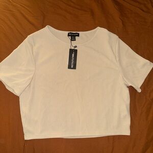 PrettyLittleThing ribbed crop T-shirt